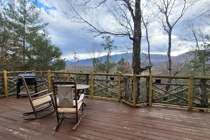 Laurel Valley Mountain Retreat