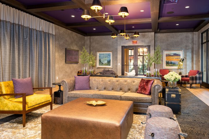 Hotel Interior 6 of 94