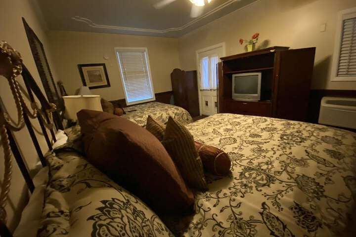 Gunn House Hotel