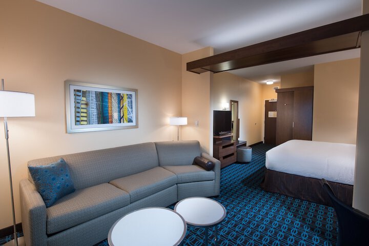 Room 17 of 32