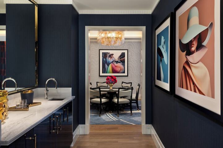 Room 50 of 182