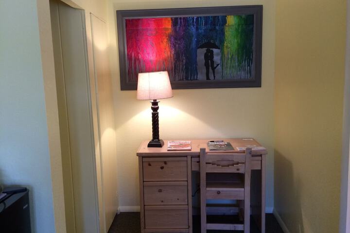 Room 28 of 43