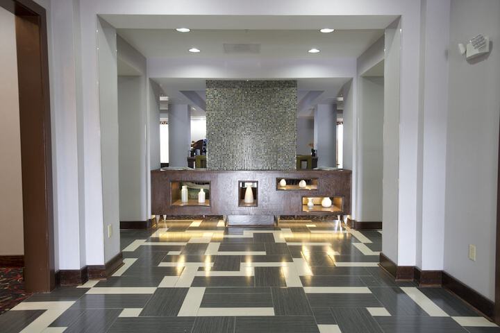 Hotel 4 of 21