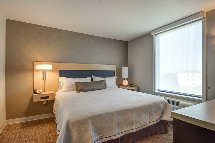 Room 20 of 38