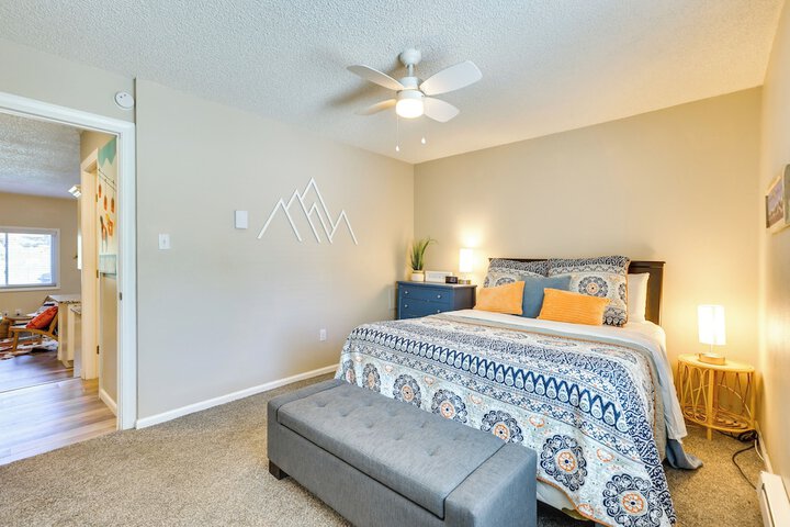 Ski Getaway! Mtn-view Condo Near Keystone Resort