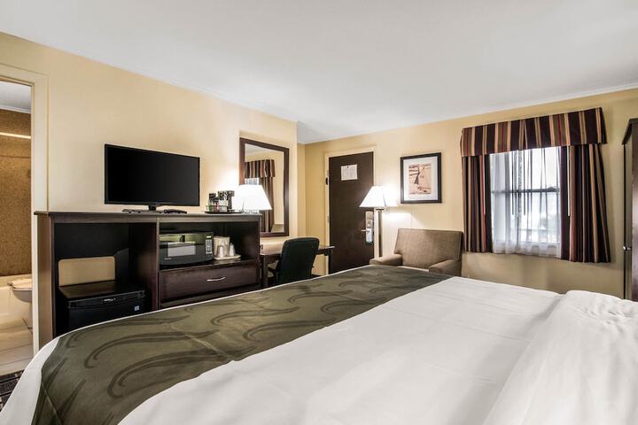 Room 14 of 23