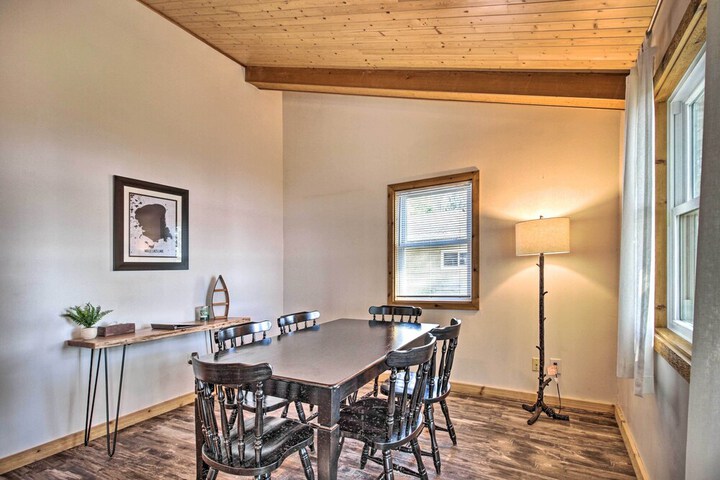 Waterfront Onamia Retreat w / Dock & Fire Pit!