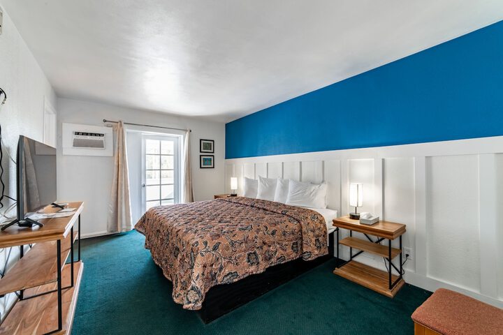 Room 59 of 75