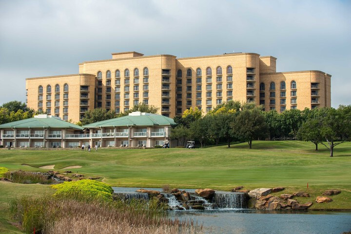 The Ritz-Carlton Dallas Las Colinas