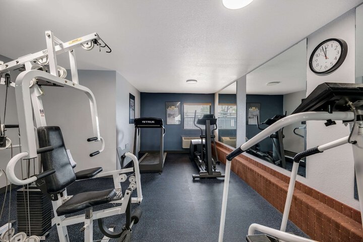 Quality Inn & Suites Artesia