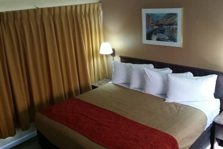 Room 31 of 69