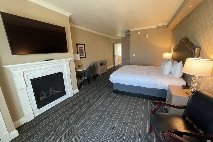 Majestic Inn & Spa