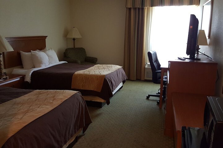 Room 10 of 35