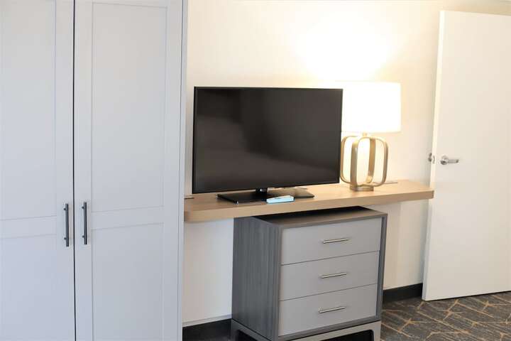 Room 40 of 53