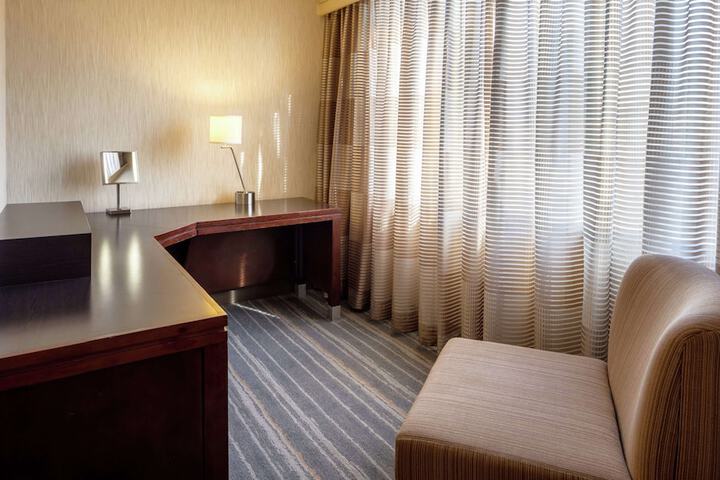 Room 16 of 34