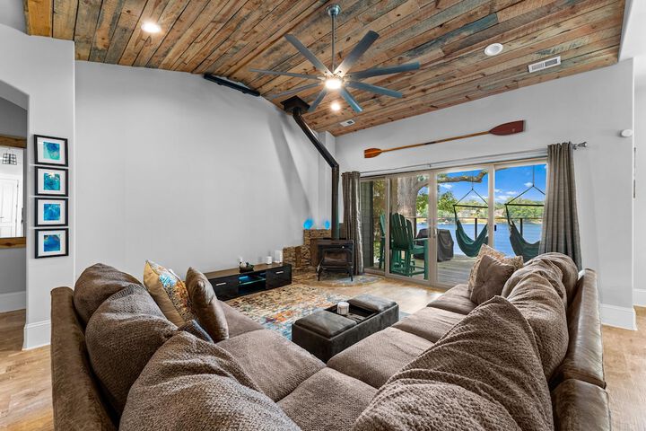 Nancy Key W / pool Wine Cave, Optional Boat Rental