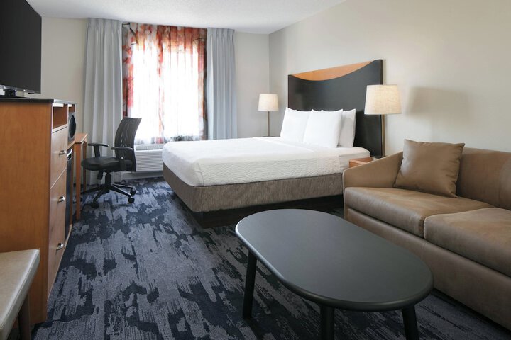 Room 16 of 23