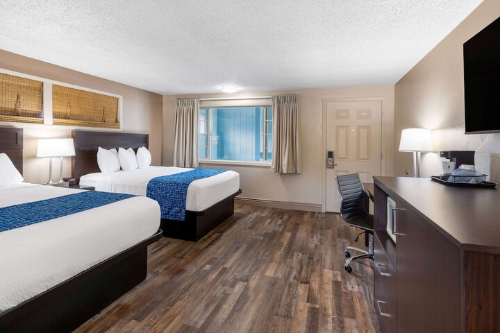Room 31 of 34
