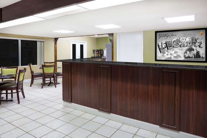 Hotel Interior 11 of 28