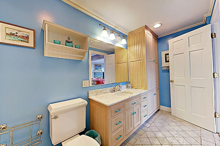 New Listing! Curtis House on the Cove 3 Bedroom Cottage