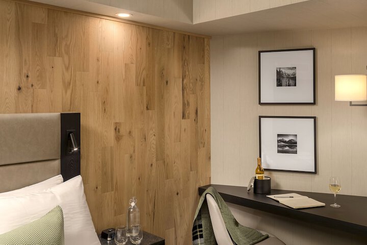 Room 55 of 78