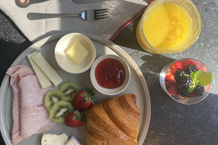 Breakfast/Coffee Service 44 of 44