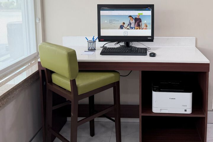 La Quinta Inn by Wyndham Auburn Worcester