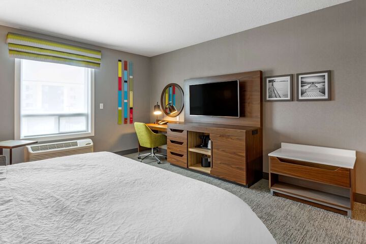 Room 10 of 29