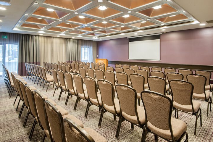 Crowne Plaza Kitchener-Waterloo by IHG