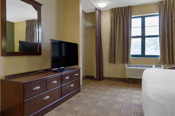 Room 20 of 25