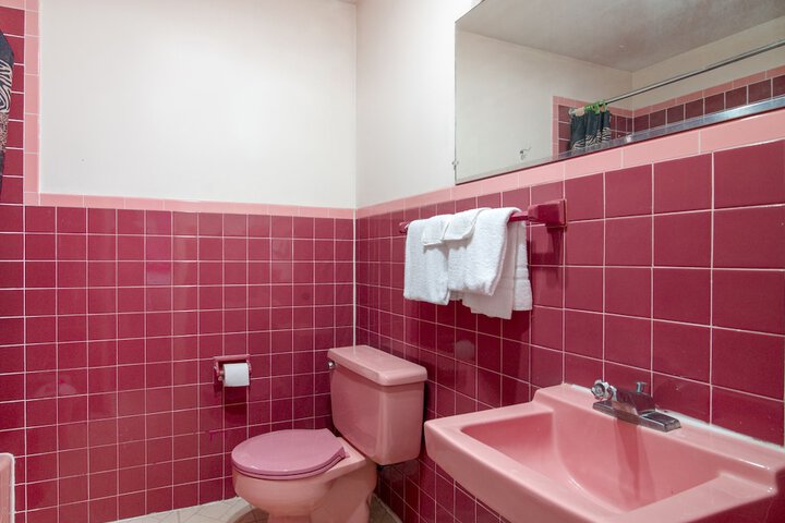 Room 21 of 29