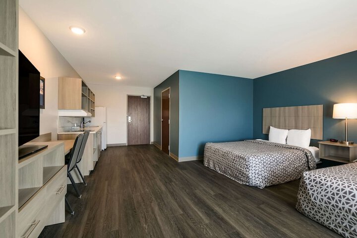 Room 27 of 45