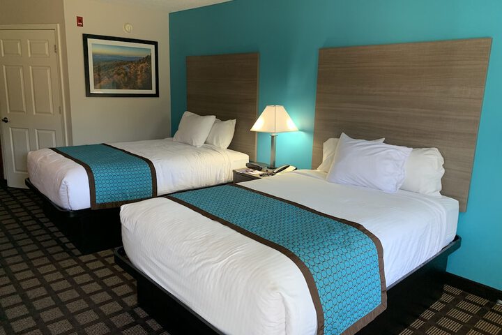 Room 12 of 37