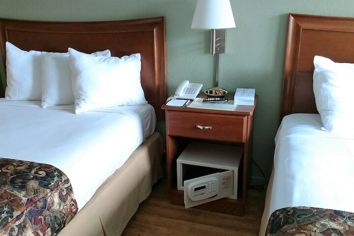 Room 28 of 54