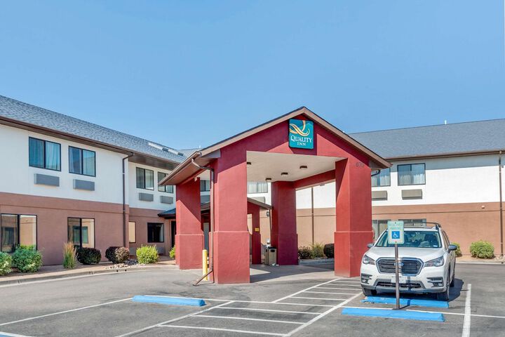 Hotel 1 of 31