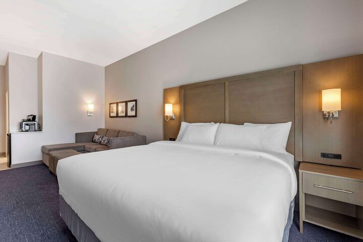 Room 16 of 29