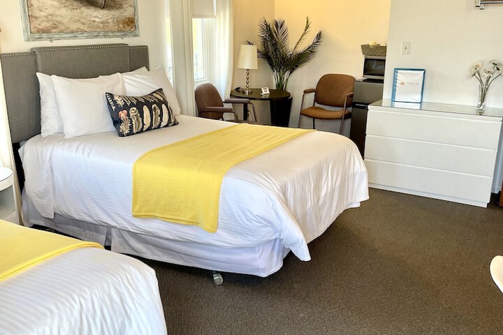 Room 44 of 73