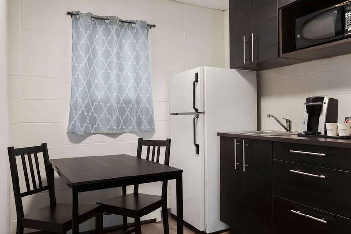 Room 21 of 29