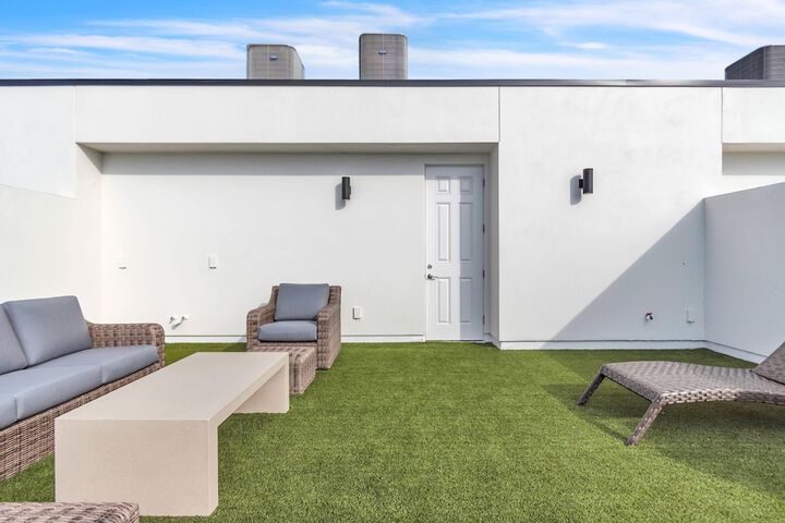 Azul Townhomes A4 - Sunset