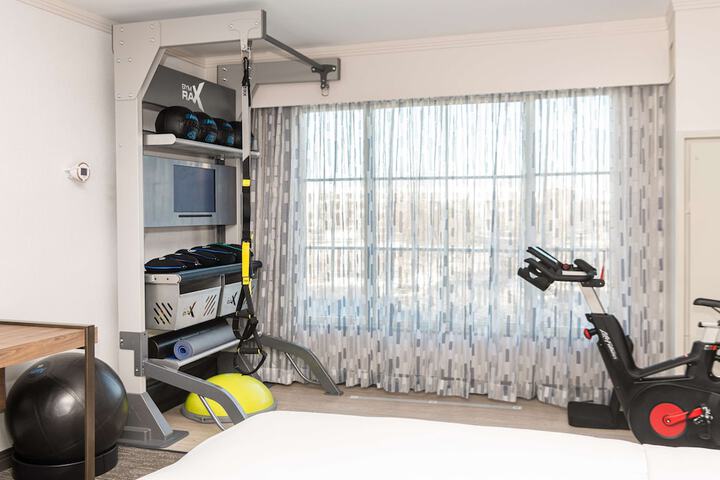 Room 15 of 96