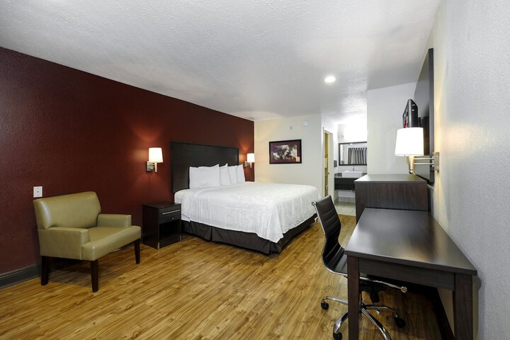 Red Roof Inn PLUS+ Hammond