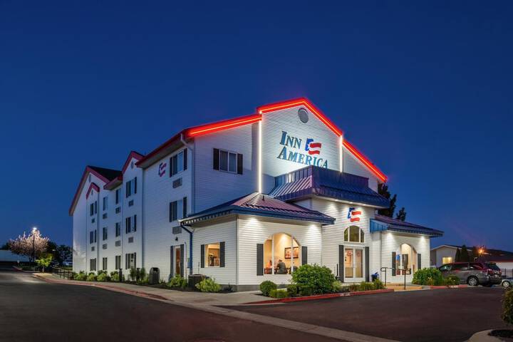 Hotel 5 of 52