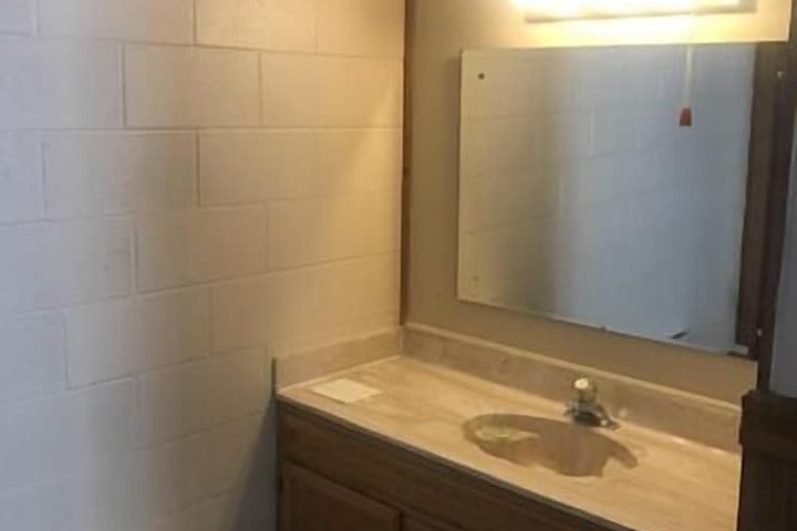 Room 17 of 41