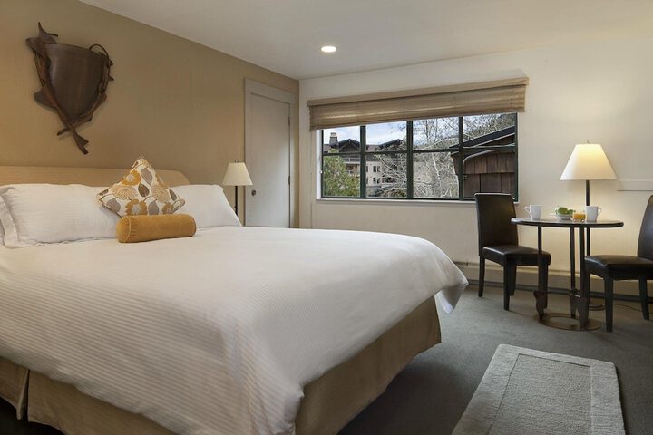 Room 21 of 59