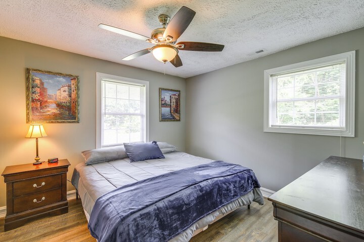 Huntsville Vacation Rental w / Fire Pit