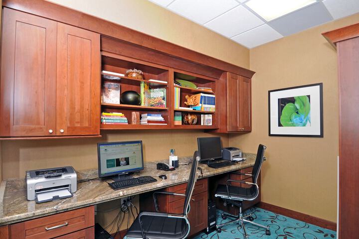Business Center 51 of 58