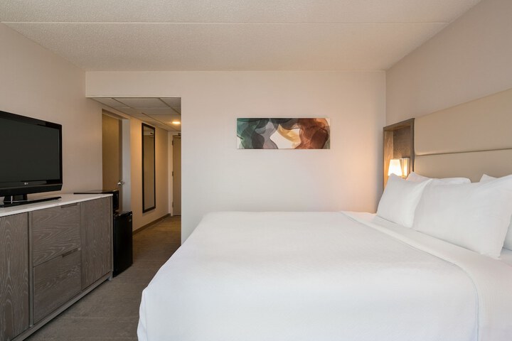 Room 15 of 31