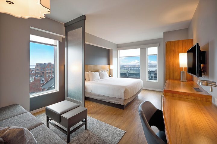 Hyatt Place Portland Downtown - Old Port Square