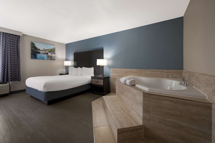 Room 16 of 31