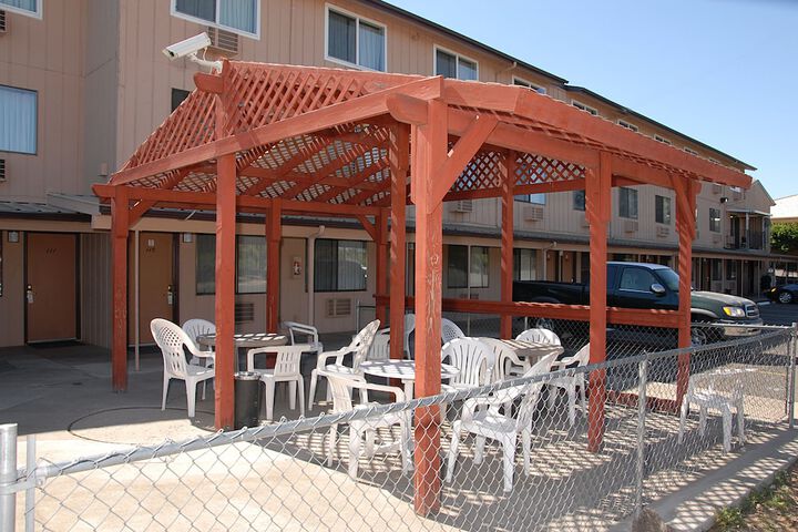 Terrace/Patio 36 of 37